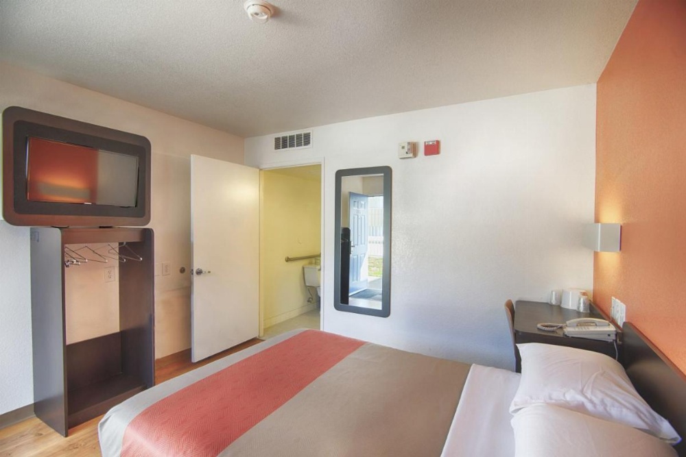 Motel 6 Mammoth Lakes Image 21