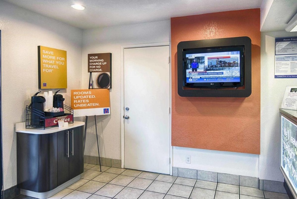 Motel 6 Mammoth Lakes Image 23