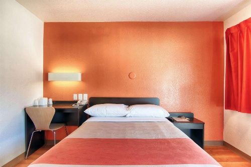 Motel 6 Mammoth Lakes image 35
