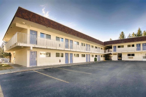 Motel 6 Mammoth Lakes image 9